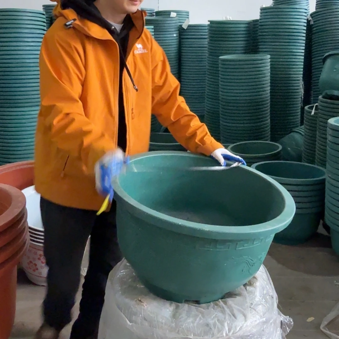 60口径绿龙盆4个有孔