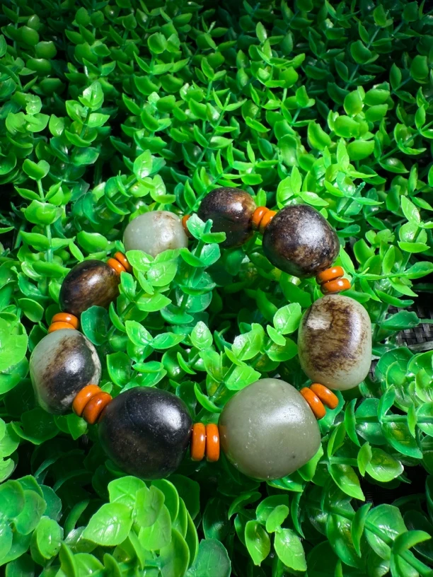 新疆和田玉红皮随行手链多样性发货拍一发一气质款22mm 左右时尚