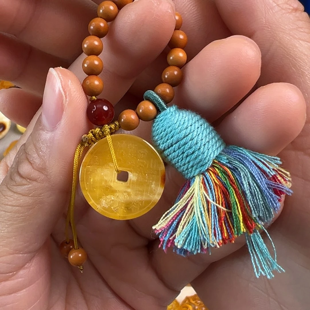 蜜蜡未镶嵌裸石微瑕