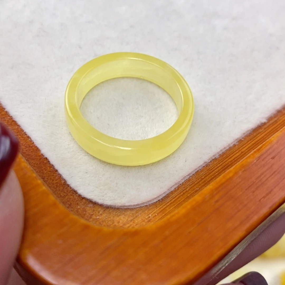 琥珀未镶嵌珠宝奇石尺寸19.3 mm