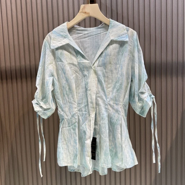 2211 晕染烫转衬衫