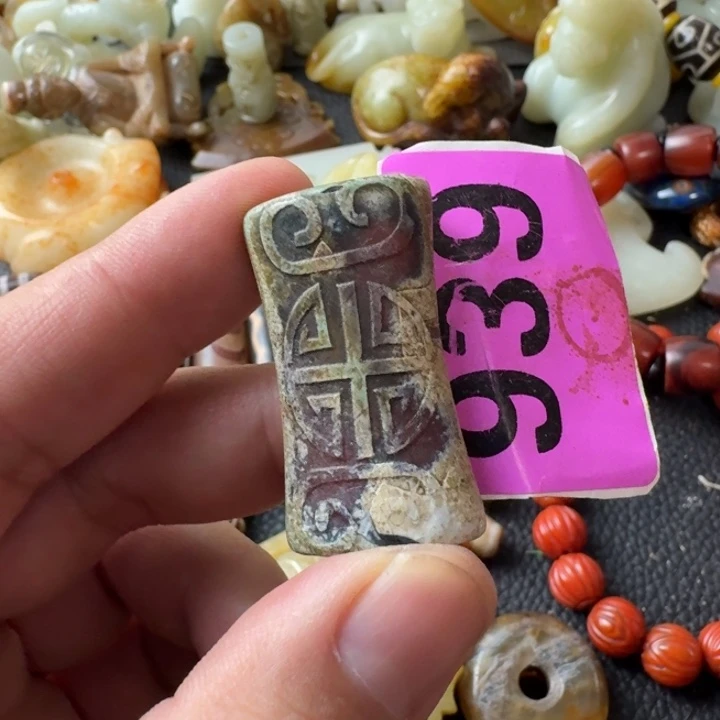 未镶嵌颈饰玛瑙/玉髓