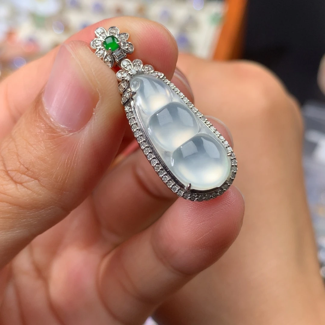 翡翠18K金镶嵌吊坠(不含链)孙*空