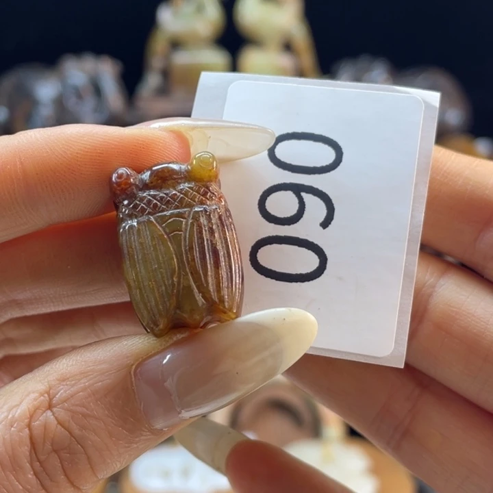 和田玉（糖玉）未镶嵌挂件