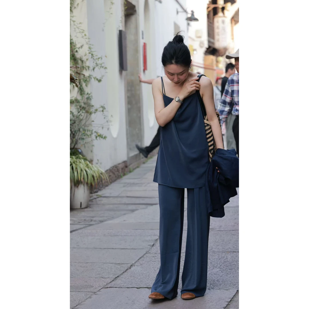 【那尚新品】简约气质经典超显瘦吊带长裤套装