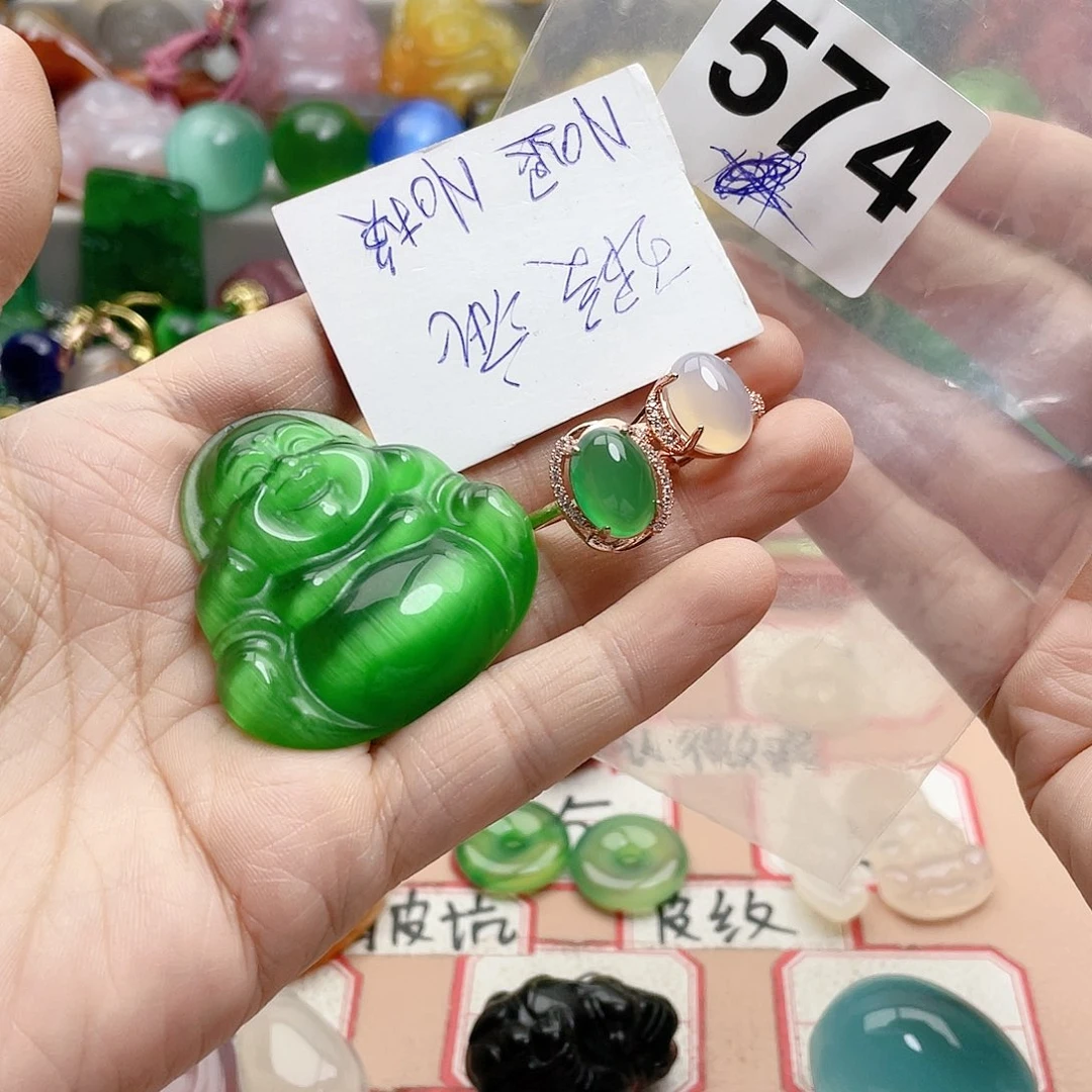 合金颈饰玛瑙/玉髓西*?