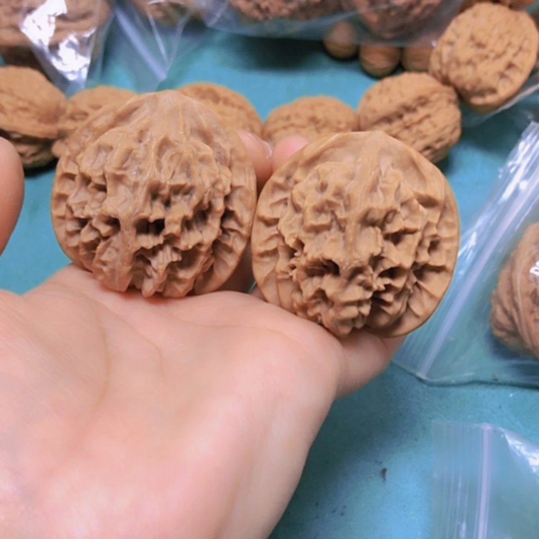 【闪购商品】把件核桃44.5龙鳞磕尖