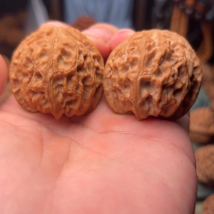 文玩核桃把件苹果园40