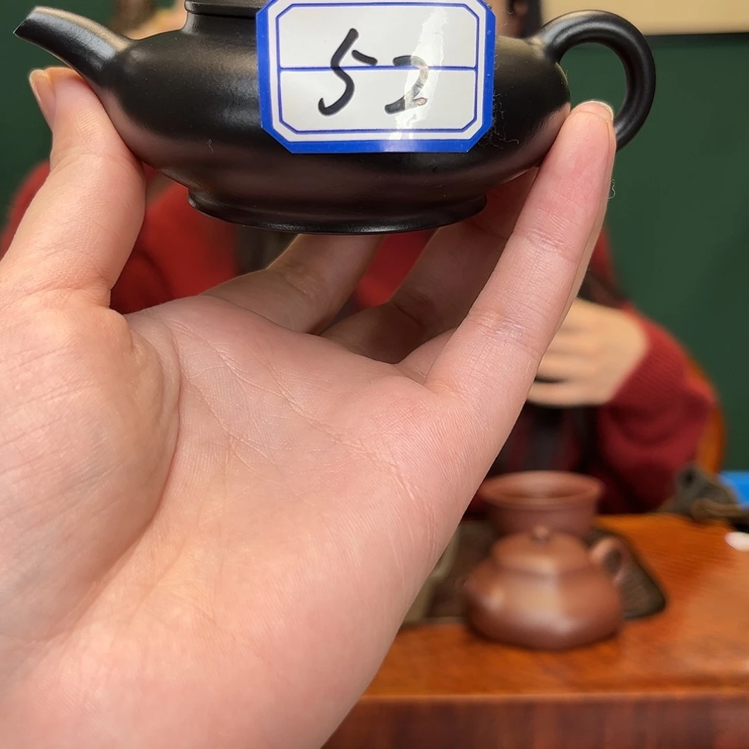 紫砂茶壶周**?卧龙黑料