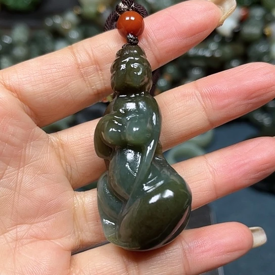 和田玉挂件未镶嵌