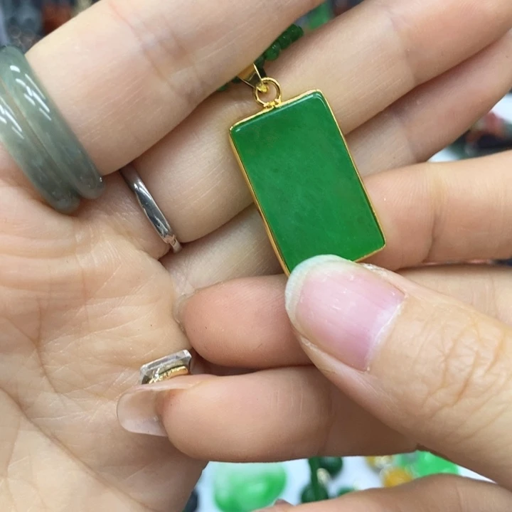 翡翠未镶嵌耳饰项链63