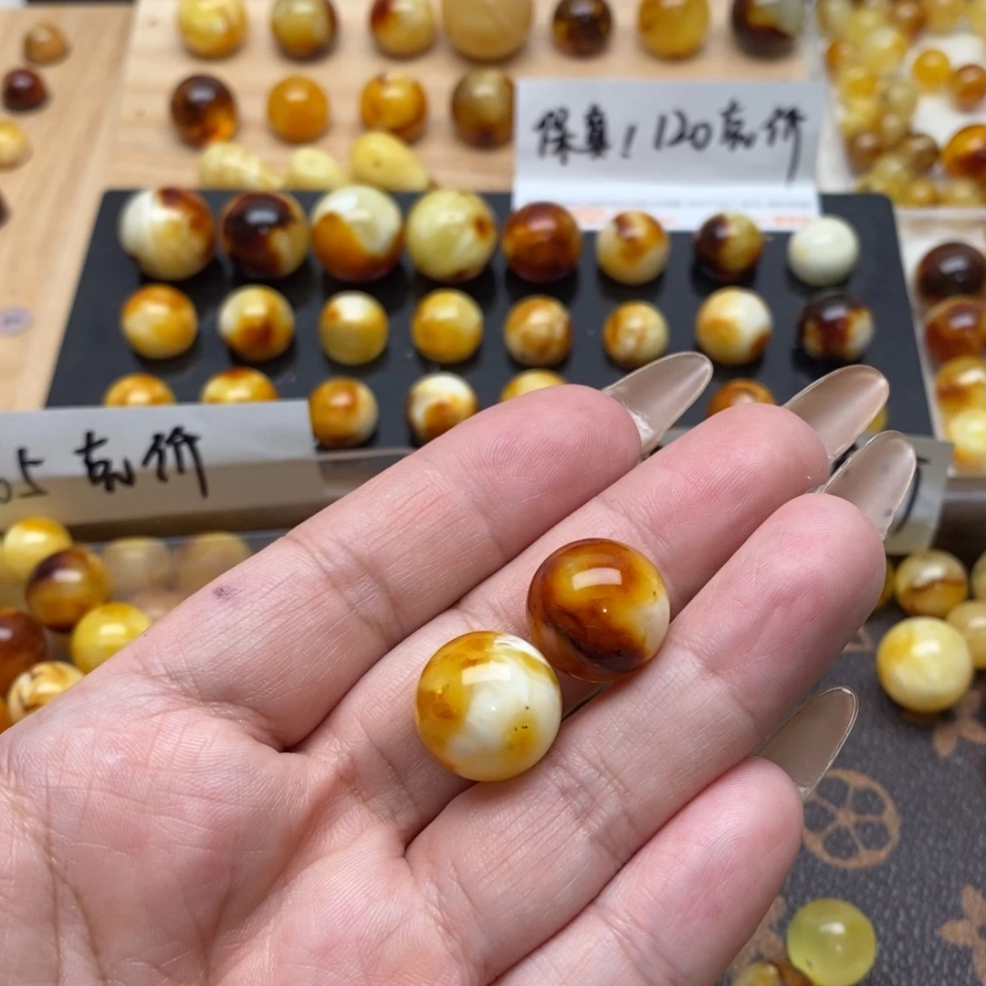 用***7琥珀未镶嵌珠宝奇石蜜蜡