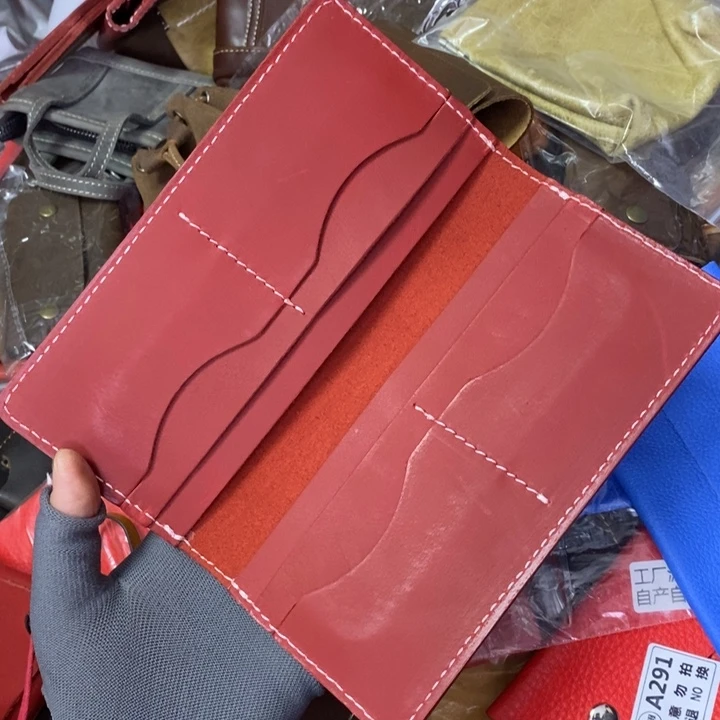 头层牛皮瑕疵长钱包