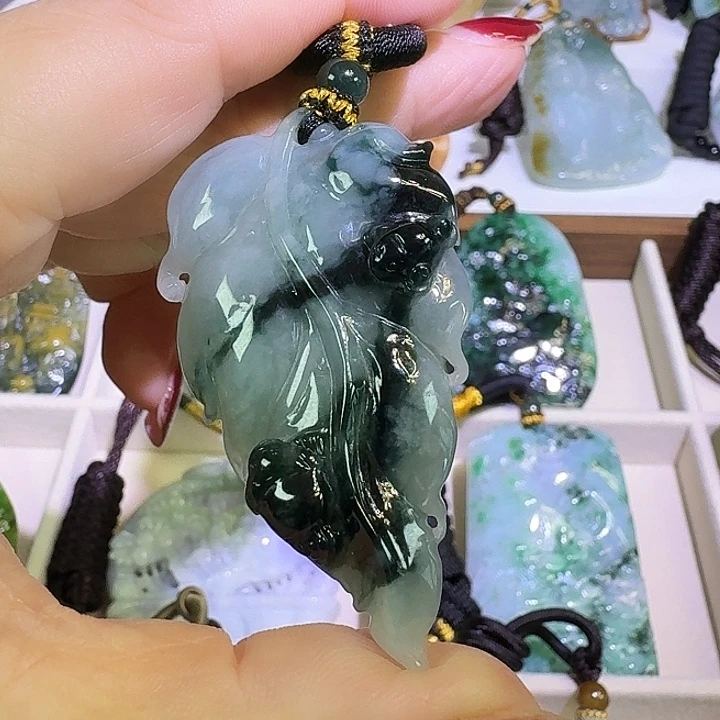 颈饰未镶嵌翡翠A货