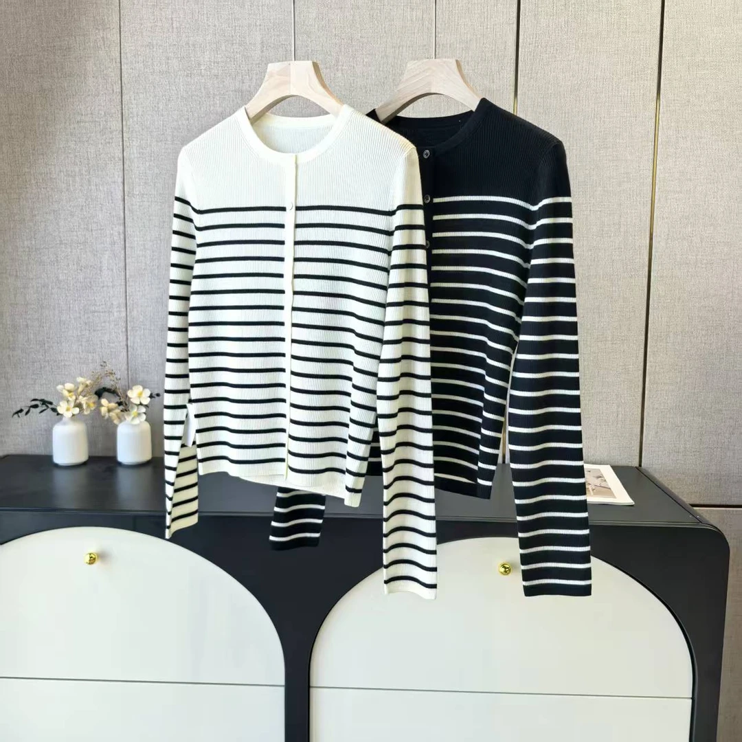 CX035【浮光】扬子纱细条纹撞色羊毛开衫