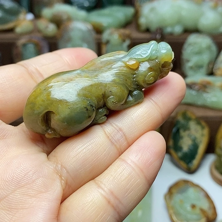 岫岩河磨玉（透闪石质玉）未镶嵌颈饰