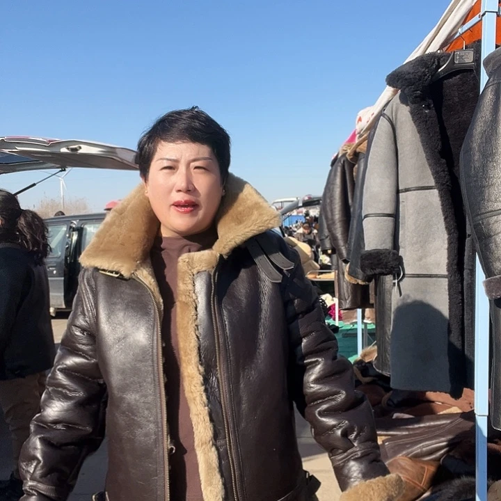 春****?54码数皮毛一体男款