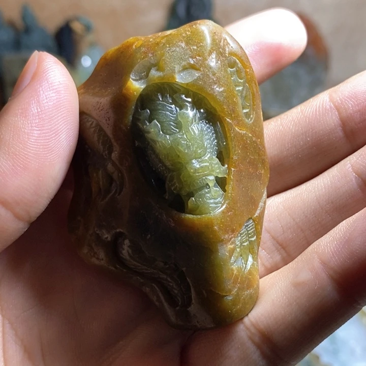 未镶嵌定制翡翠龙