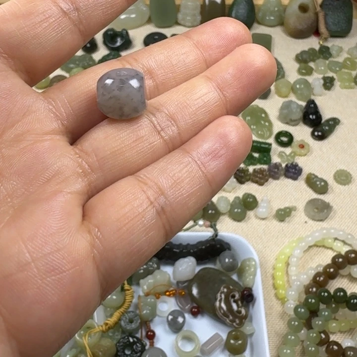 和田玉未镶嵌包链