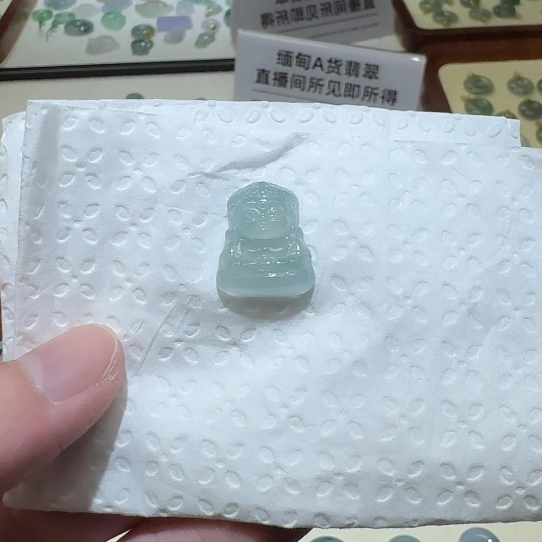 颈饰未镶嵌翡翠宝宝佛