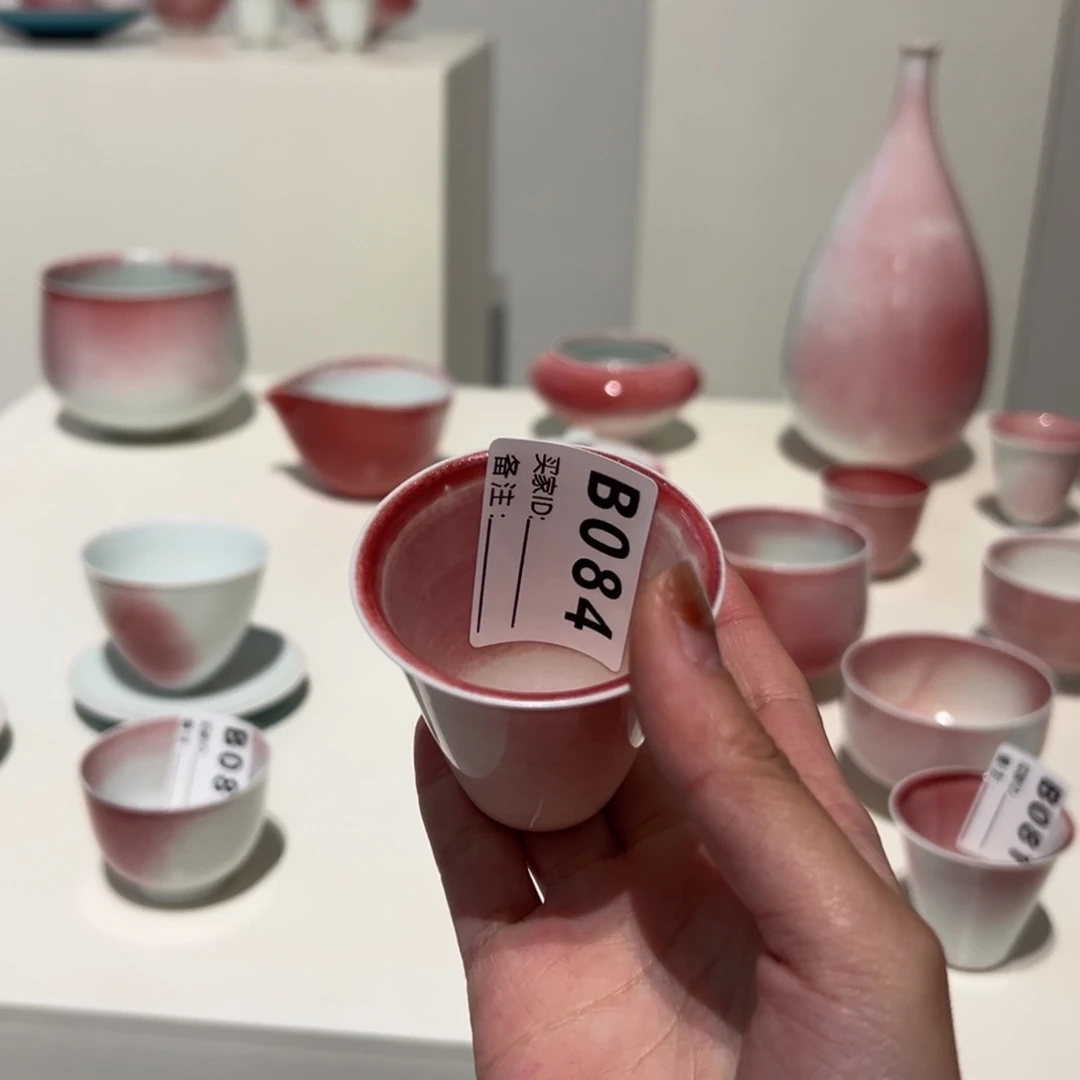摆件陶瓷。     陶瓷。