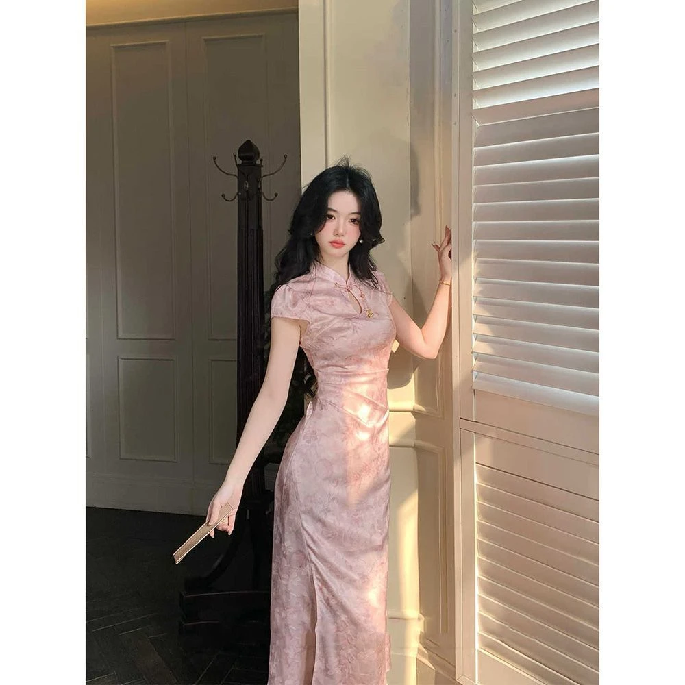 画报夫人中式国风改良旗袍连衣裙新款修身显瘦立领粉色敬酒服百搭