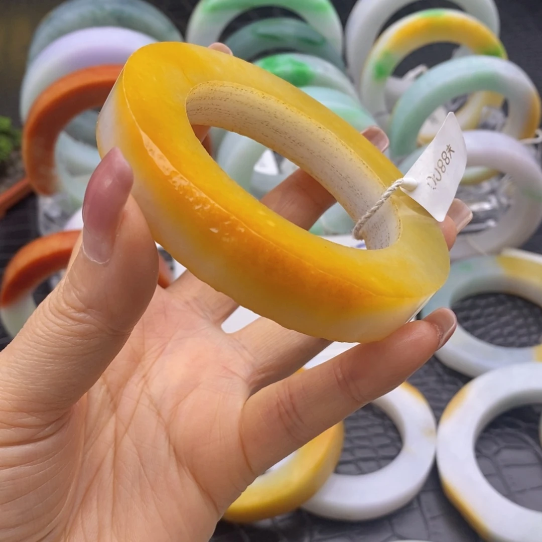 永***芳定制翡翠未镶嵌翡翠手镯