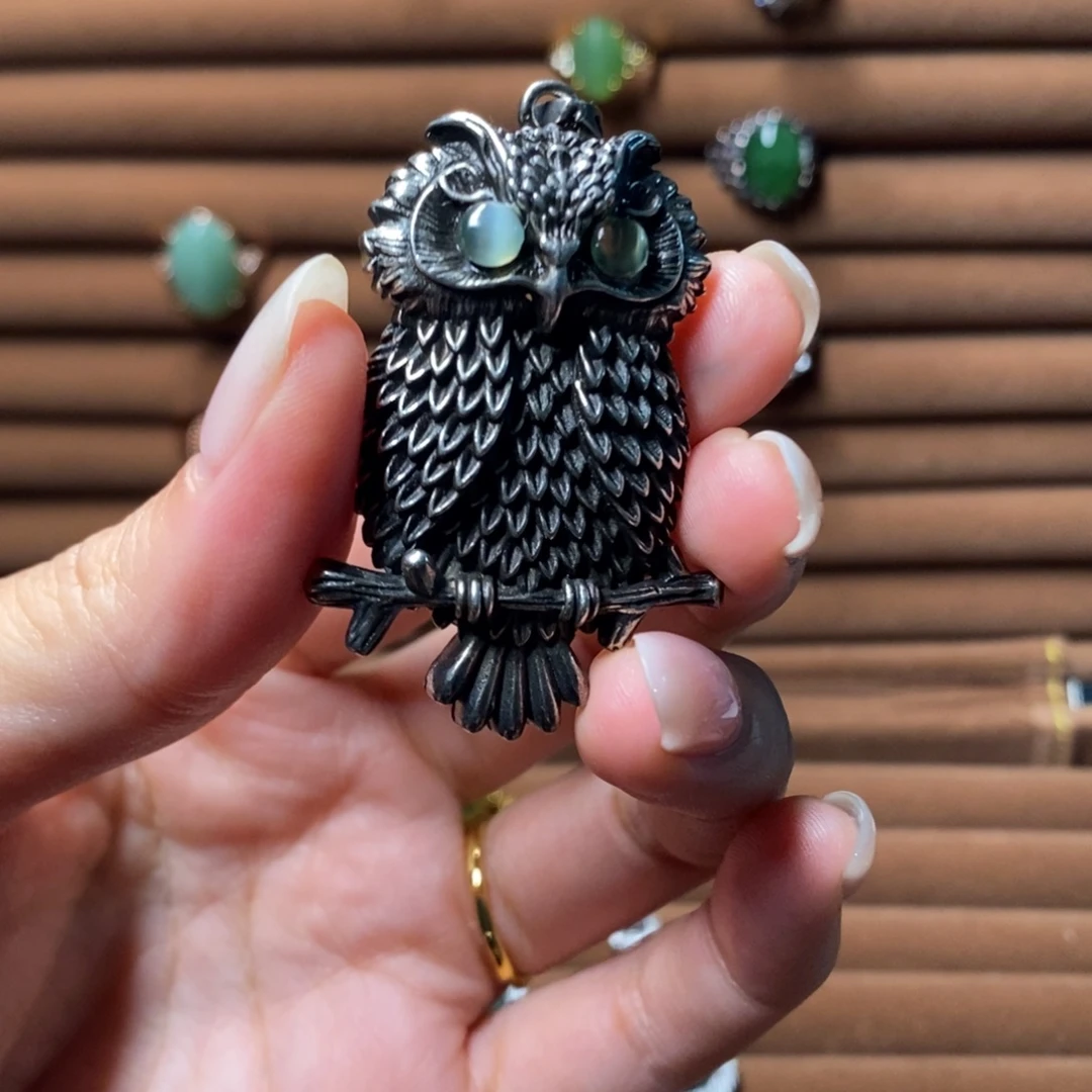 修***，和田玉未镶嵌戒指