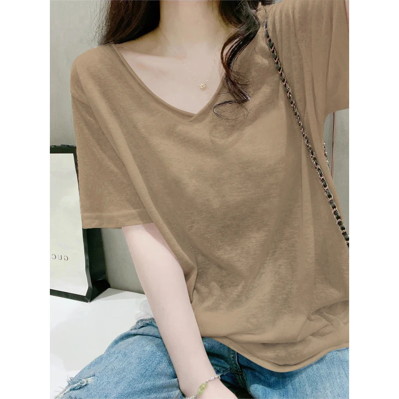 2025年夏季新款V领设计感短袖t恤女士雪花棉纯色显瘦宽松百搭上衣