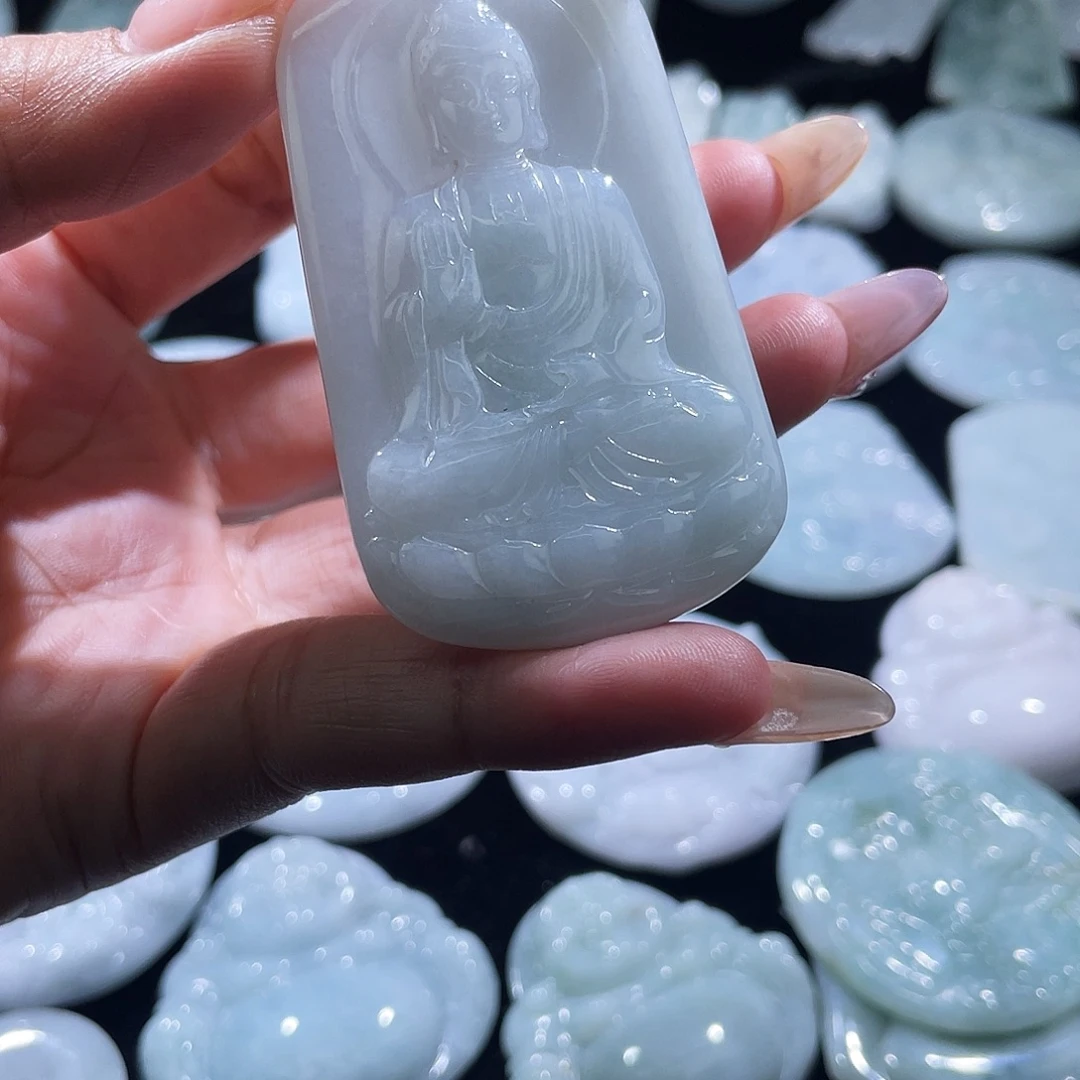 翡翠未镶嵌颈饰阿弥陀佛