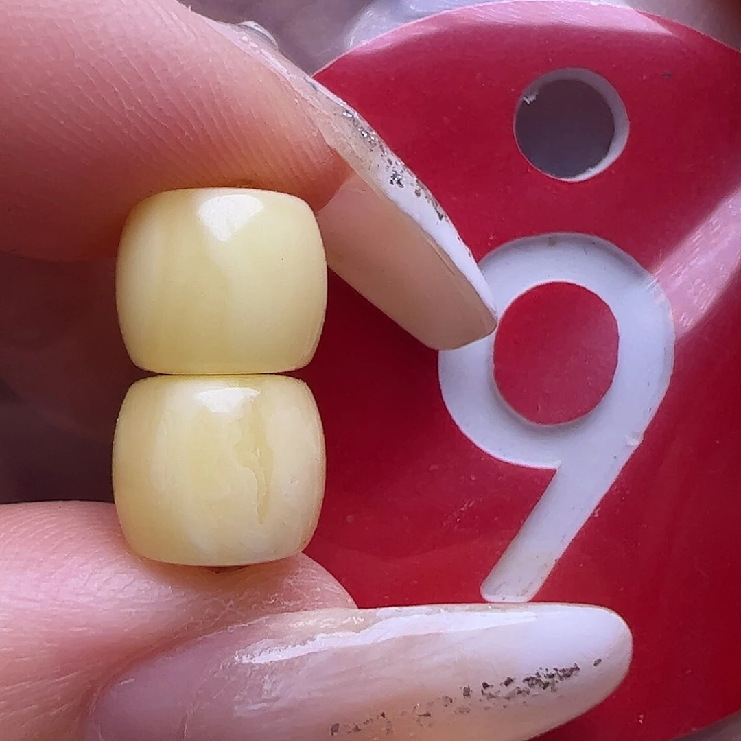 未镶嵌蜜蜡裸石8mm直切