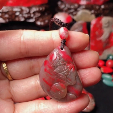 昌化鸡血石昌化鸡血石挂件