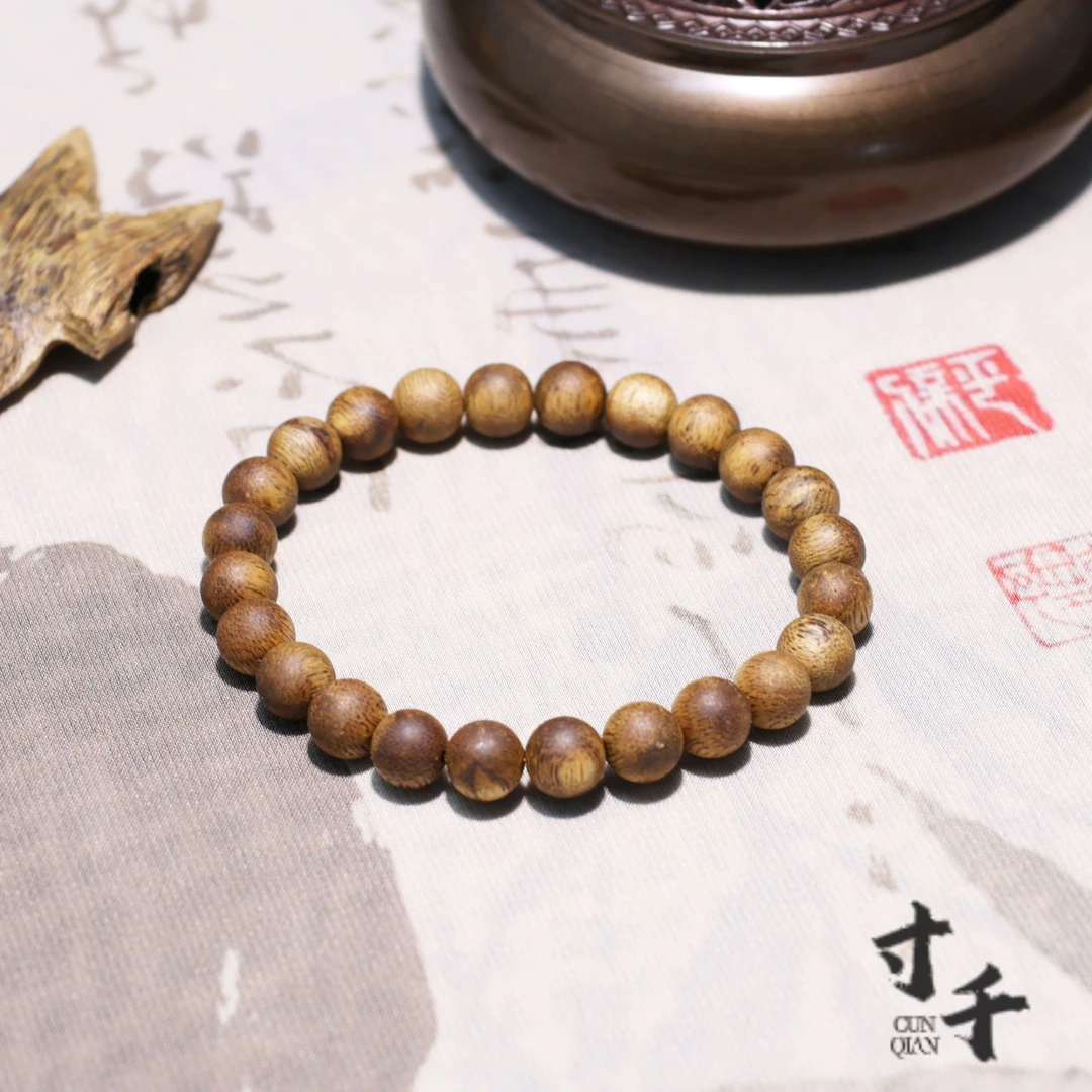 寸千莞香绿奇楠沉香7mm单圈手串LQ0167