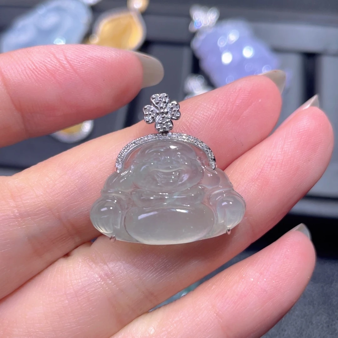 颈饰18K金镶嵌翡翠翡翠