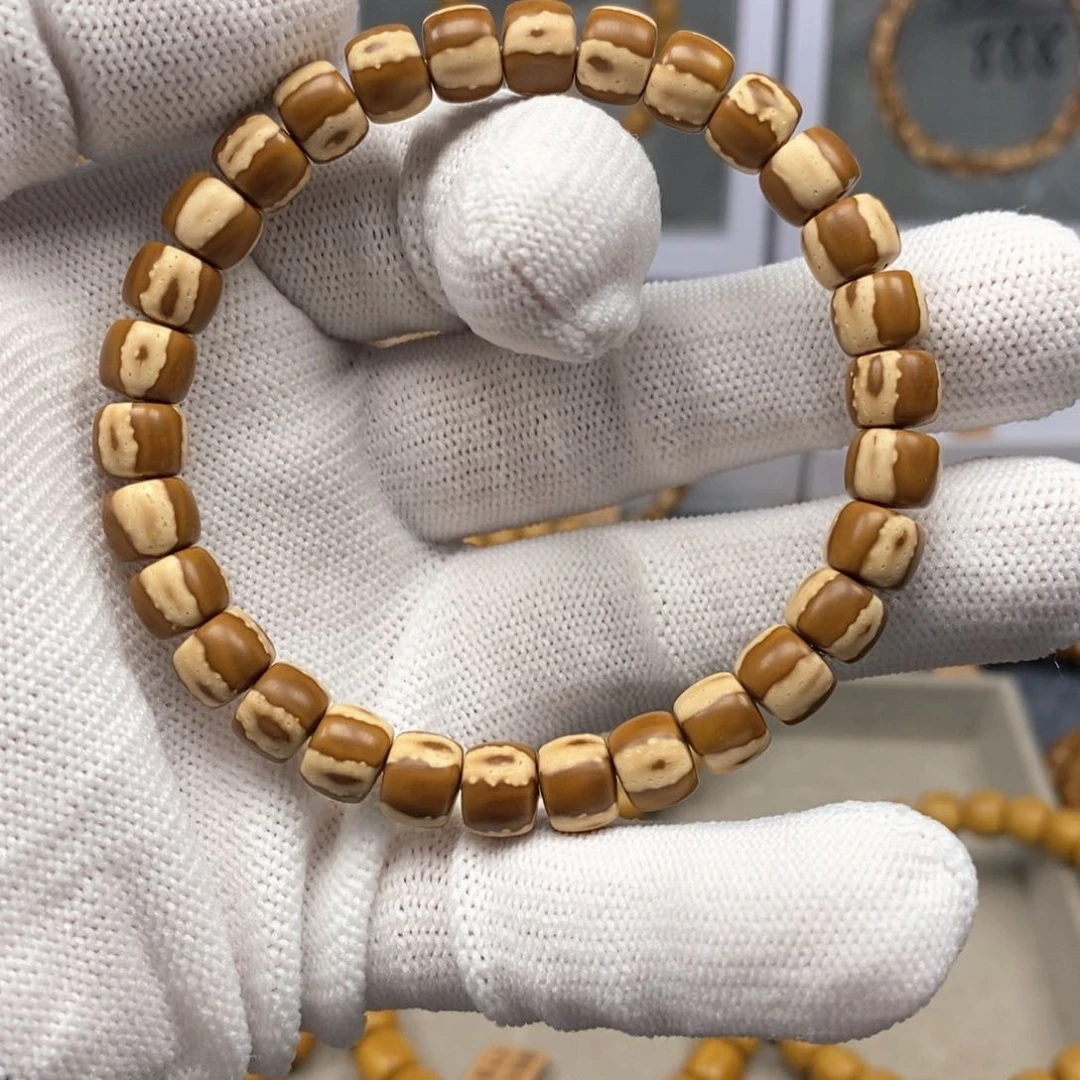 紫金鼠手串三色花皮8.5*7尺寸实心鼠