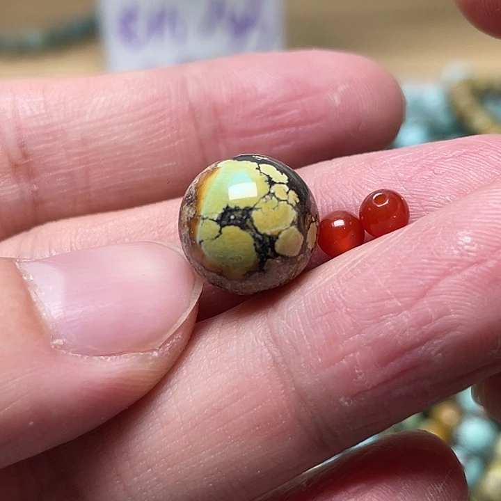 南红玛瑙未镶嵌12.4