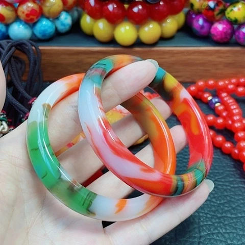 未镶嵌玛瑙手饰雪山重楼