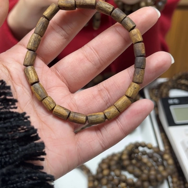 沉香手串0.5随型单圈多样性发1