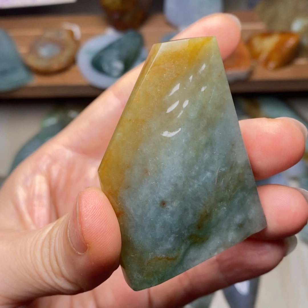 翡翠未镶嵌颈饰天然