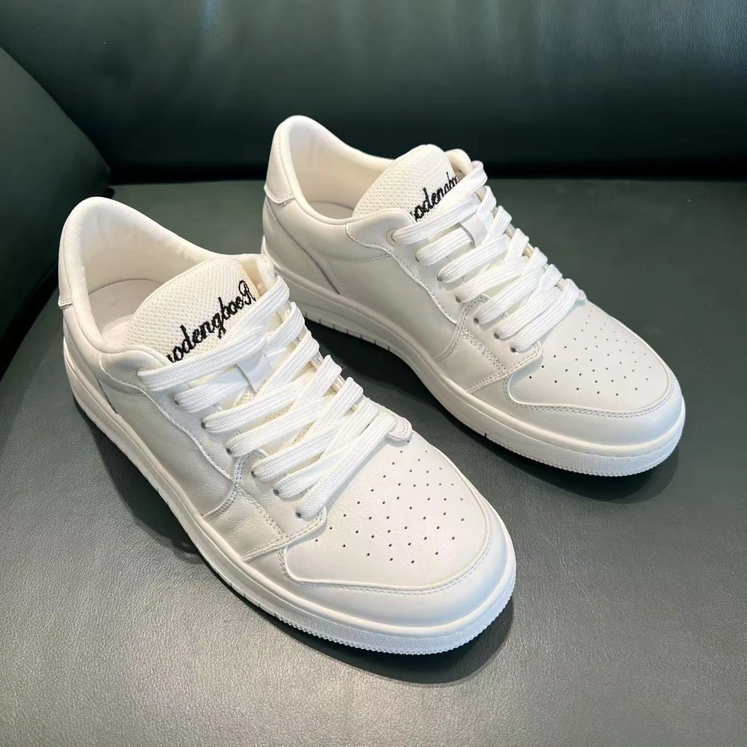 休闲防滑耐磨舒适男款小白鞋休闲运动鞋百搭低帮白色时尚潮鞋5781