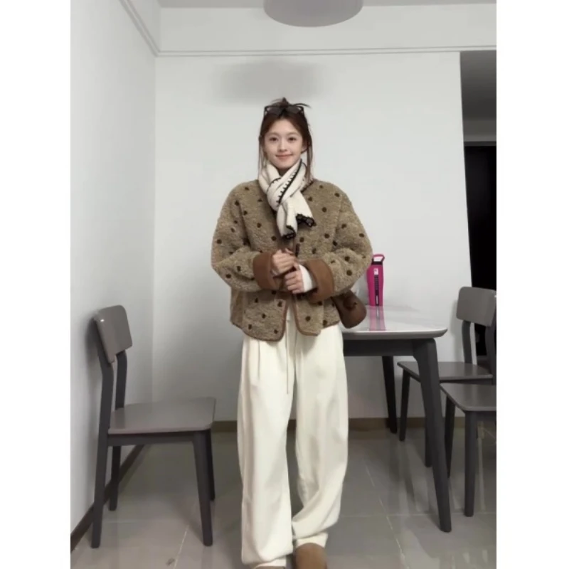 MARIE.COCO2025韩系秋冬新款毛绒软糯复古波点外套搭白色裤子套装