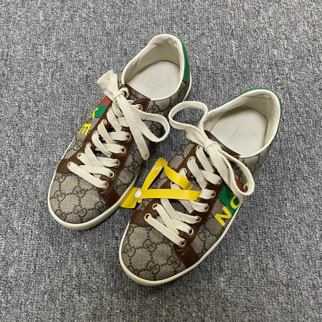 95新 GUCCI/古驰 ACE 复古印花时尚板鞋 36码/7530