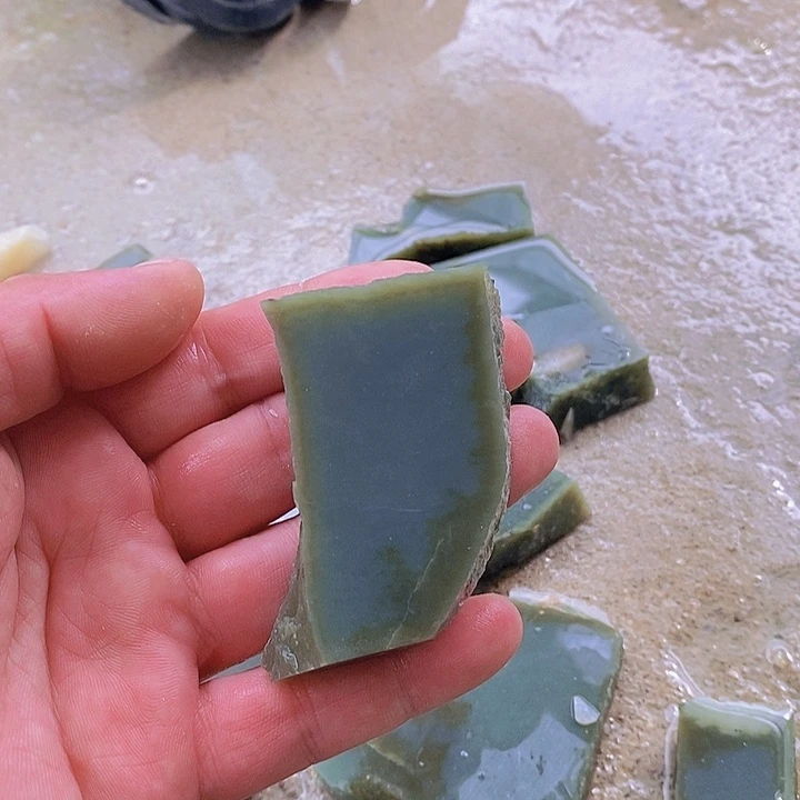 和田玉（糖玉）未镶嵌珠宝半成品