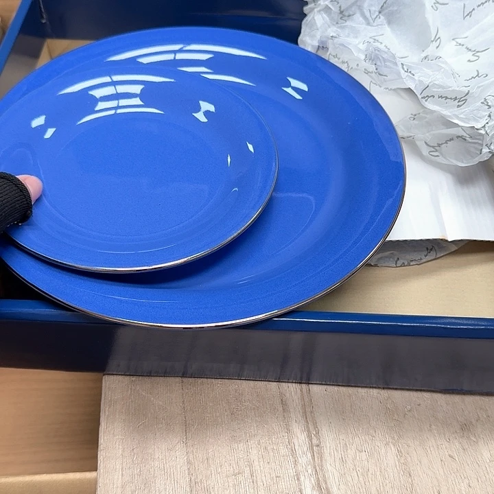 瓷片噗哈哈哈哈哈哈哈