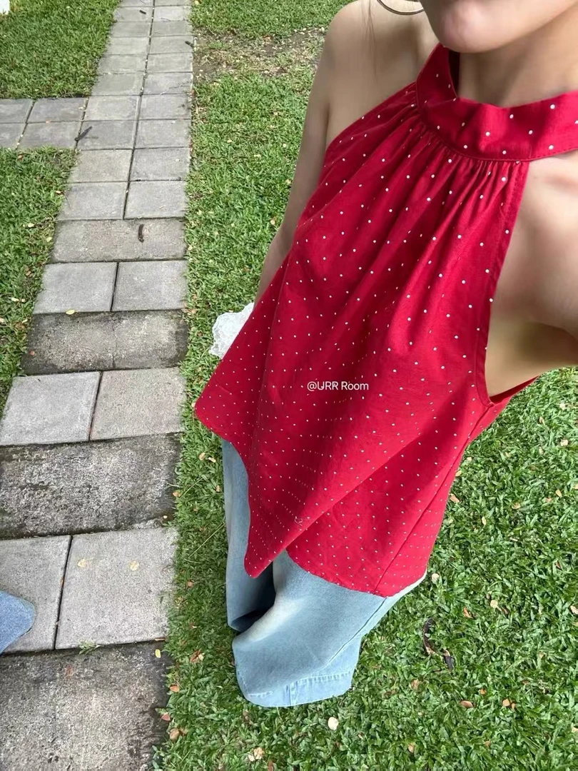 猫姐推荐｜时髦蝴蝶结绑带挂脖立领显瘦波点漏肩无袖背心上衣