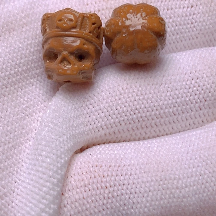 吊坠紫金鼠顶珠*2，214