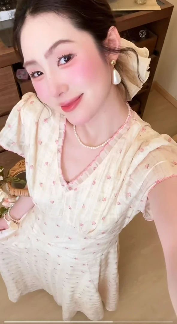 【甜蜜物语】法式甜美V领碎花连衣裙女夏季温柔初恋公主裙收腰长裙