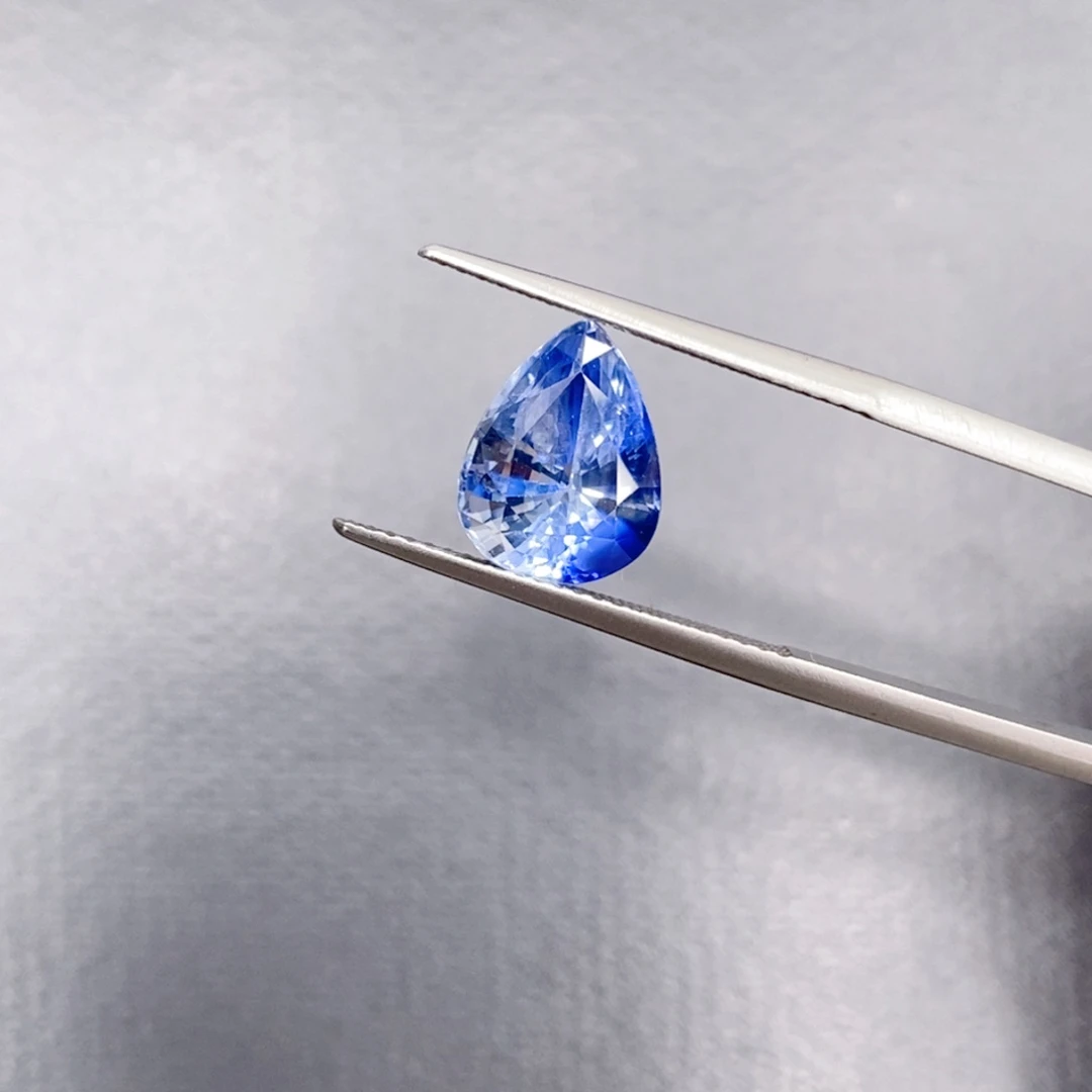 蓝宝石裸石4.54克拉