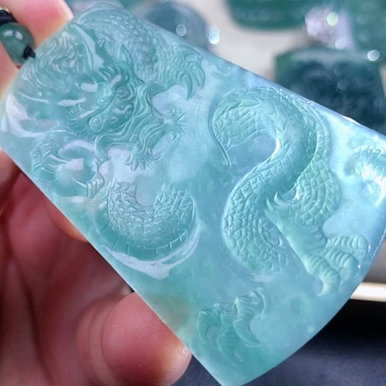 【闪购商品】翡翠颈饰未镶嵌天然翡翠