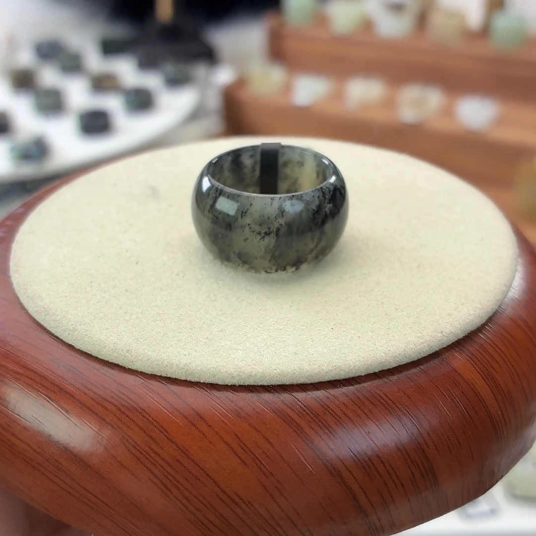 和田玉未镶嵌戒指i46意境青花轮胎17.0mm